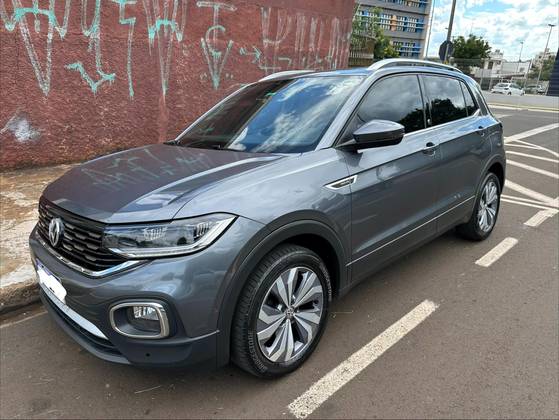 VOLKSWAGEN T-CROSS 1.4 250 TSI TOTAL FLEX HIGHLINE AUTOMÁTICO